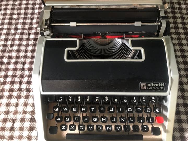 lettera dl Typewritter