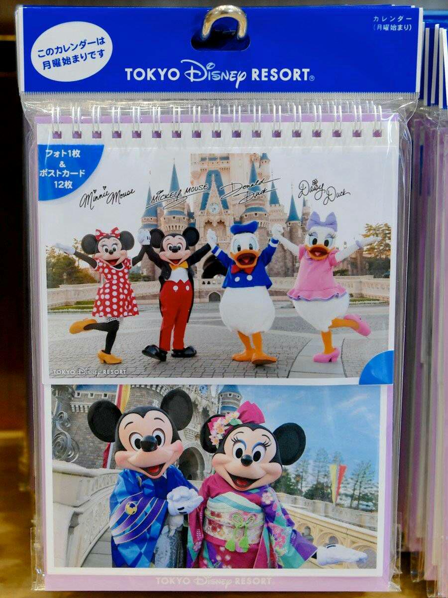 メルカリ - 新商品♥ミッキー 実写 2019 卓上 カレンダー ディズニー