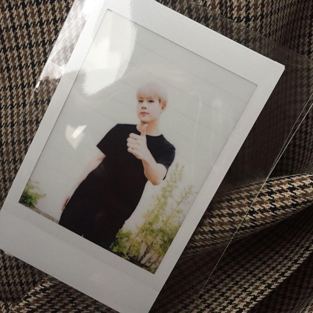 Jooheon Polaroid 1