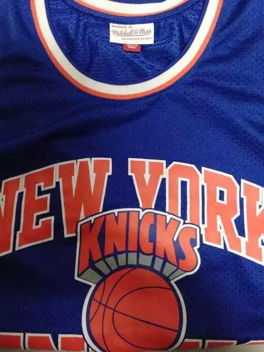 メルカリ ミッチェル ネス mitchell ness new yotk knicks tシャツ