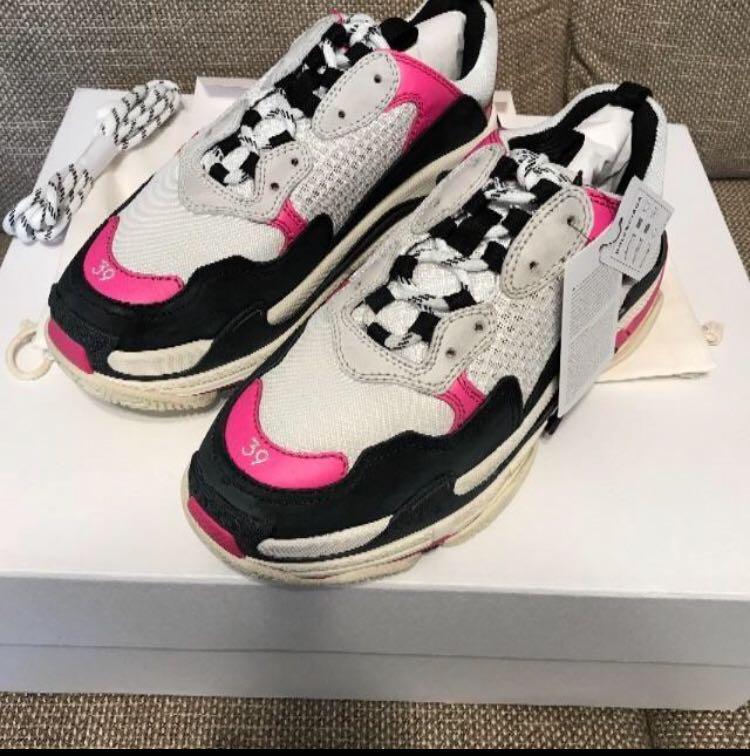 BALENCIAGA新品トリプルS正規39ピンクこじはる