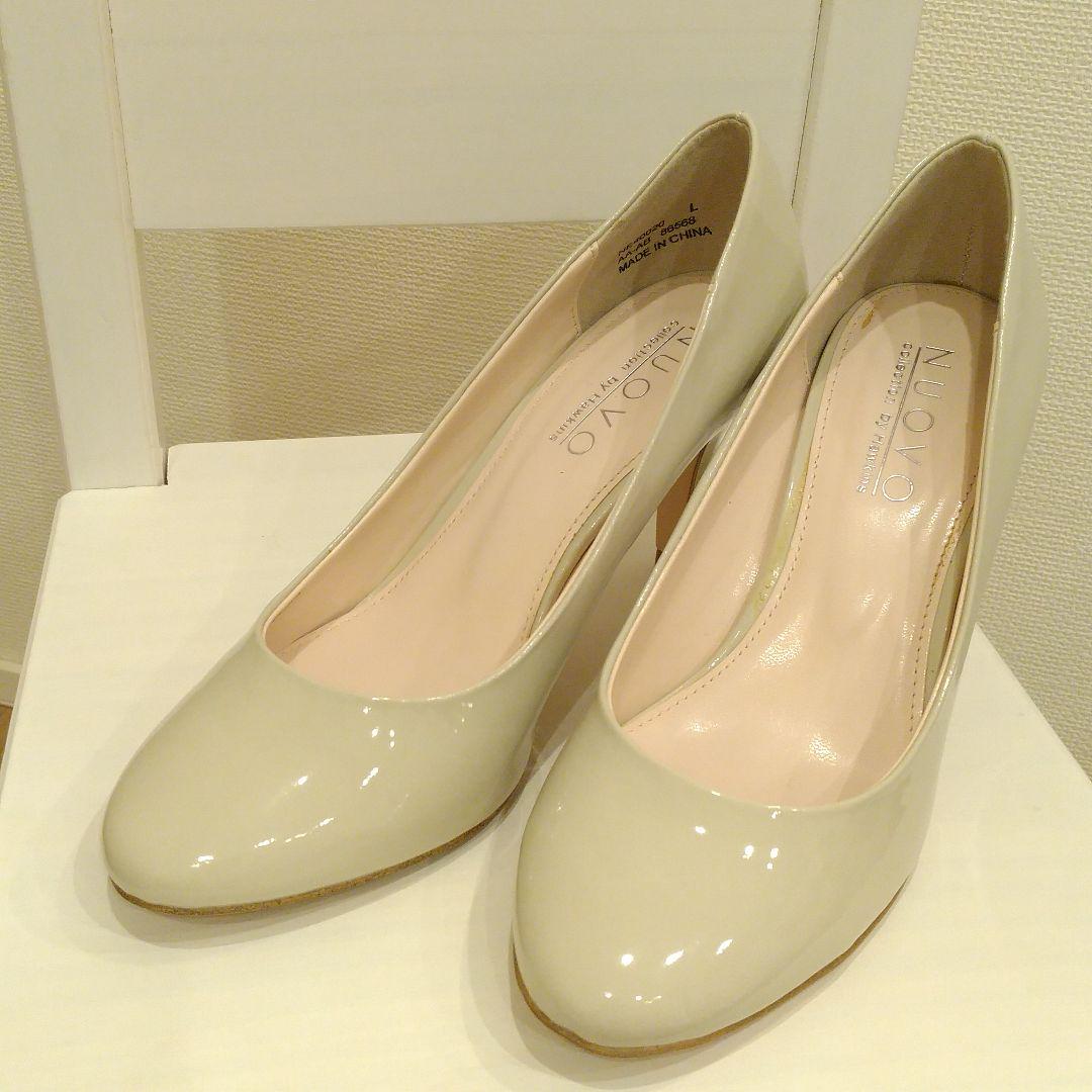 ベージュ エナメルパンプス 24cm