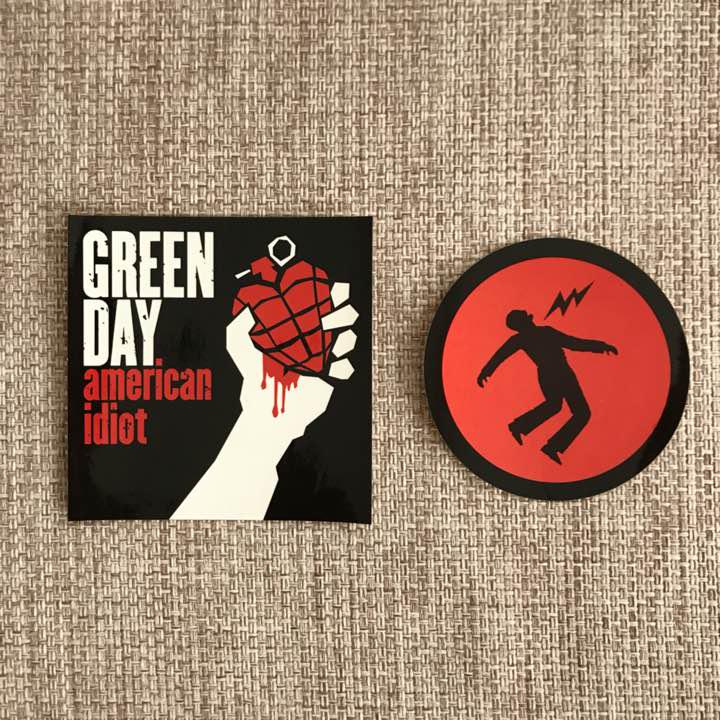 メルカリ green day american idiot ステッカー グリーンデイ