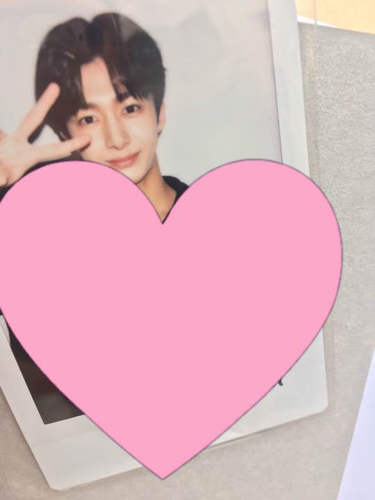 Hyungwon polaroid