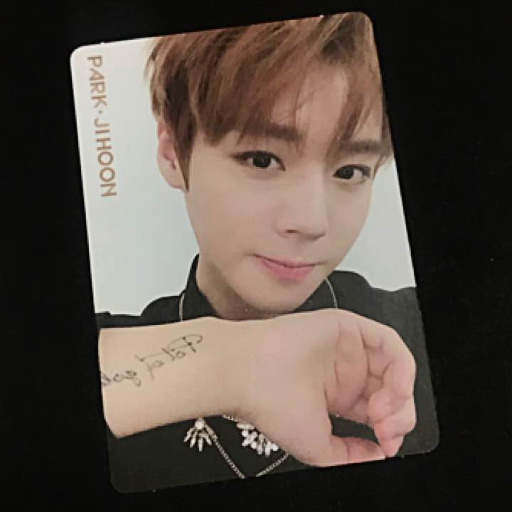 Jihoon night Photocard