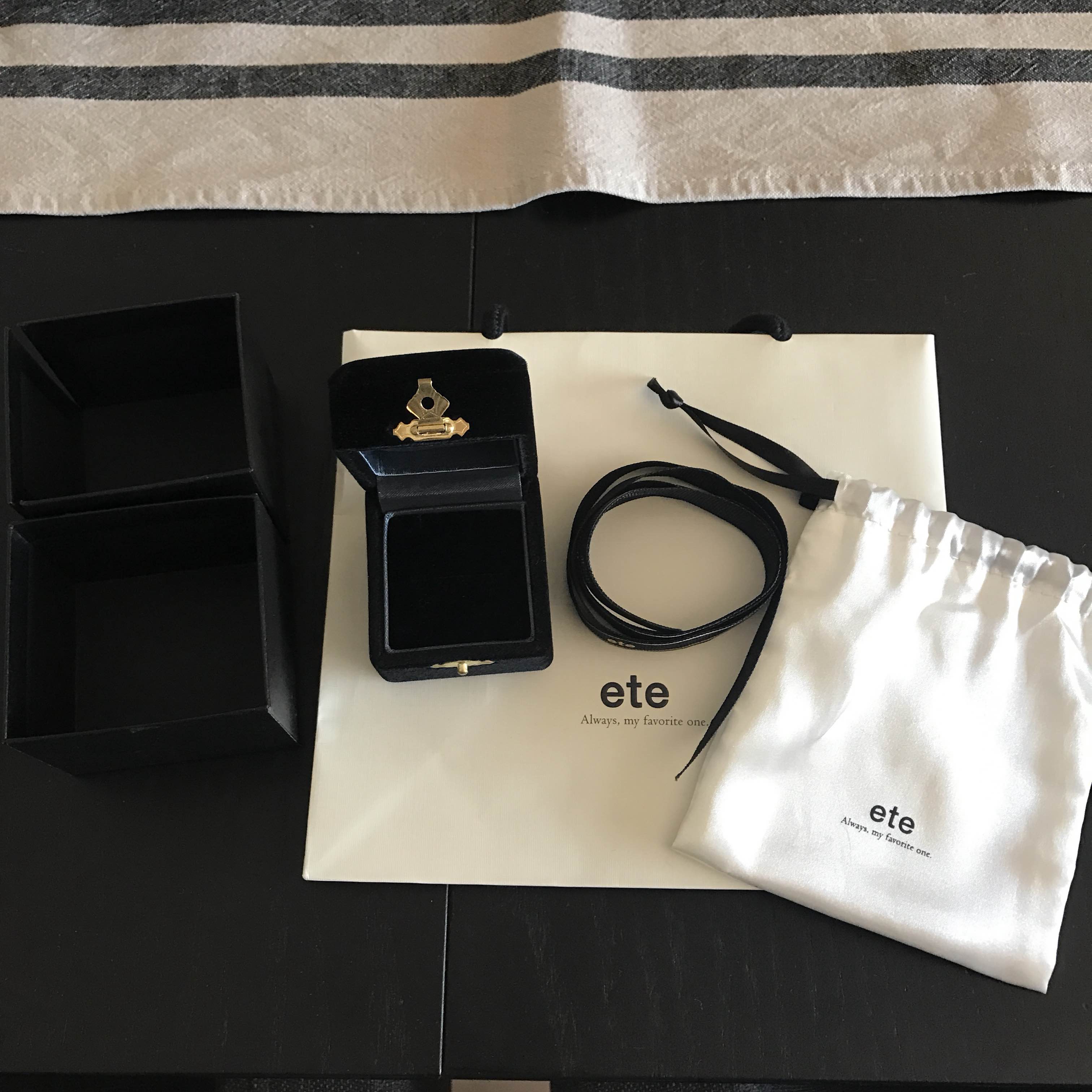 ete アクセサリーケース