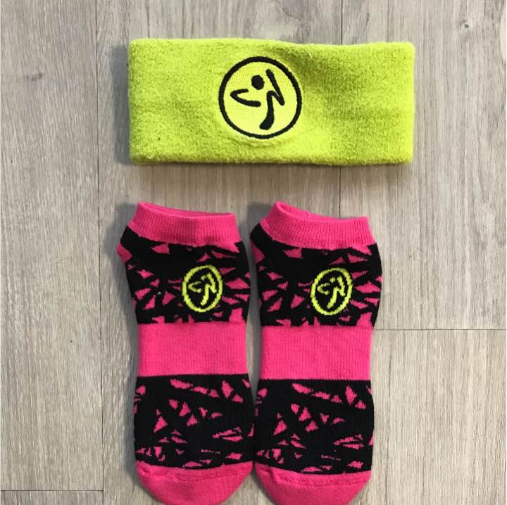 ズンバ ヘッドバンド 靴下❣️