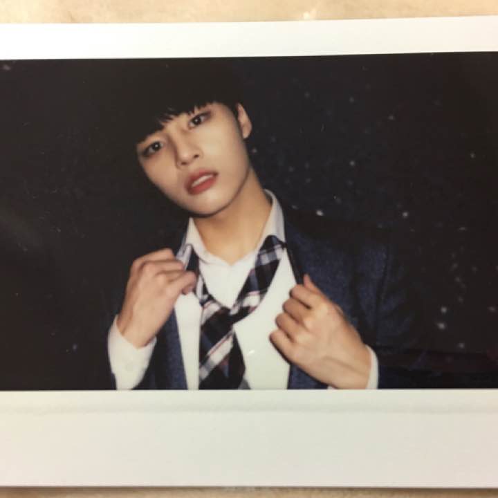 dohyuk polaroid